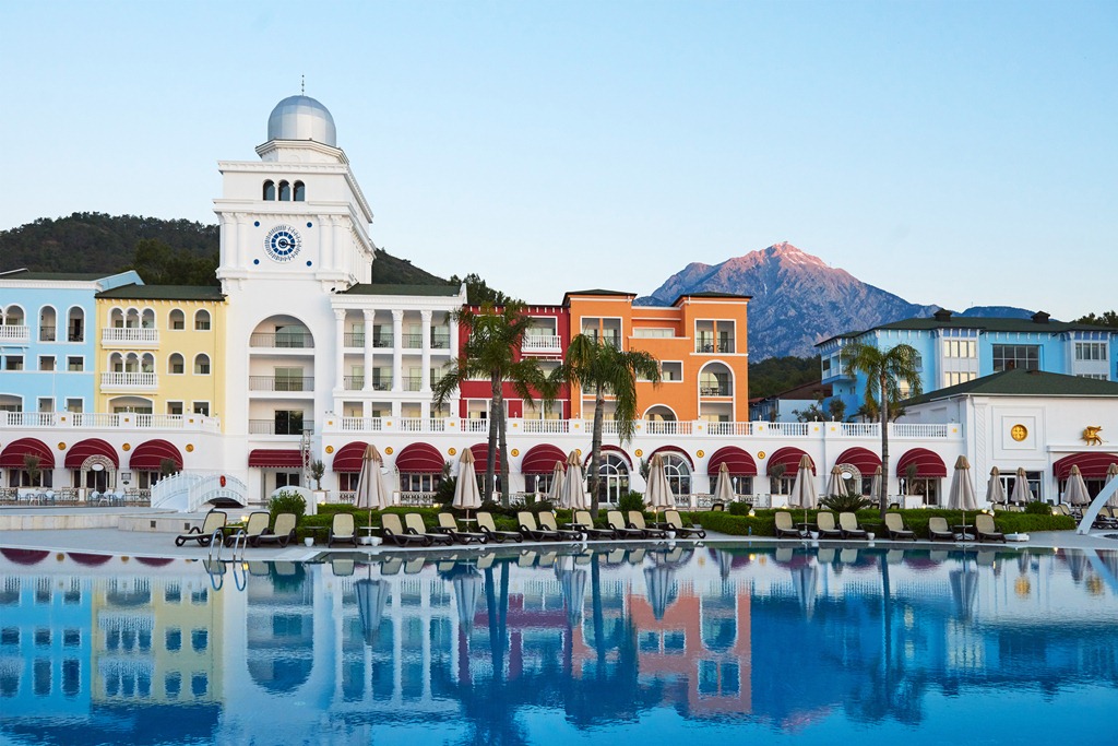 Royal Holiday Vacation Club