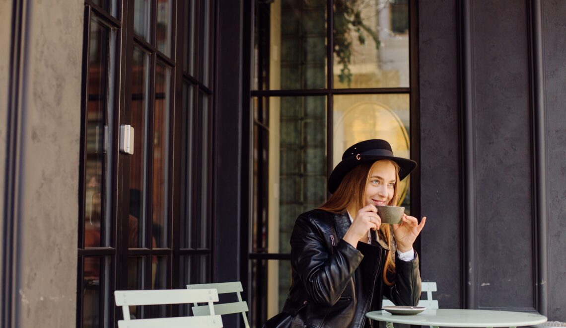 café Yves Saint Laurent