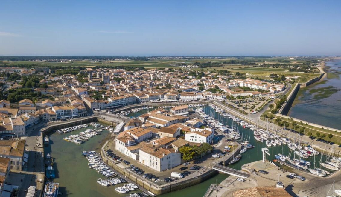 île de ré plages séjour vacances location hôtel hébergement