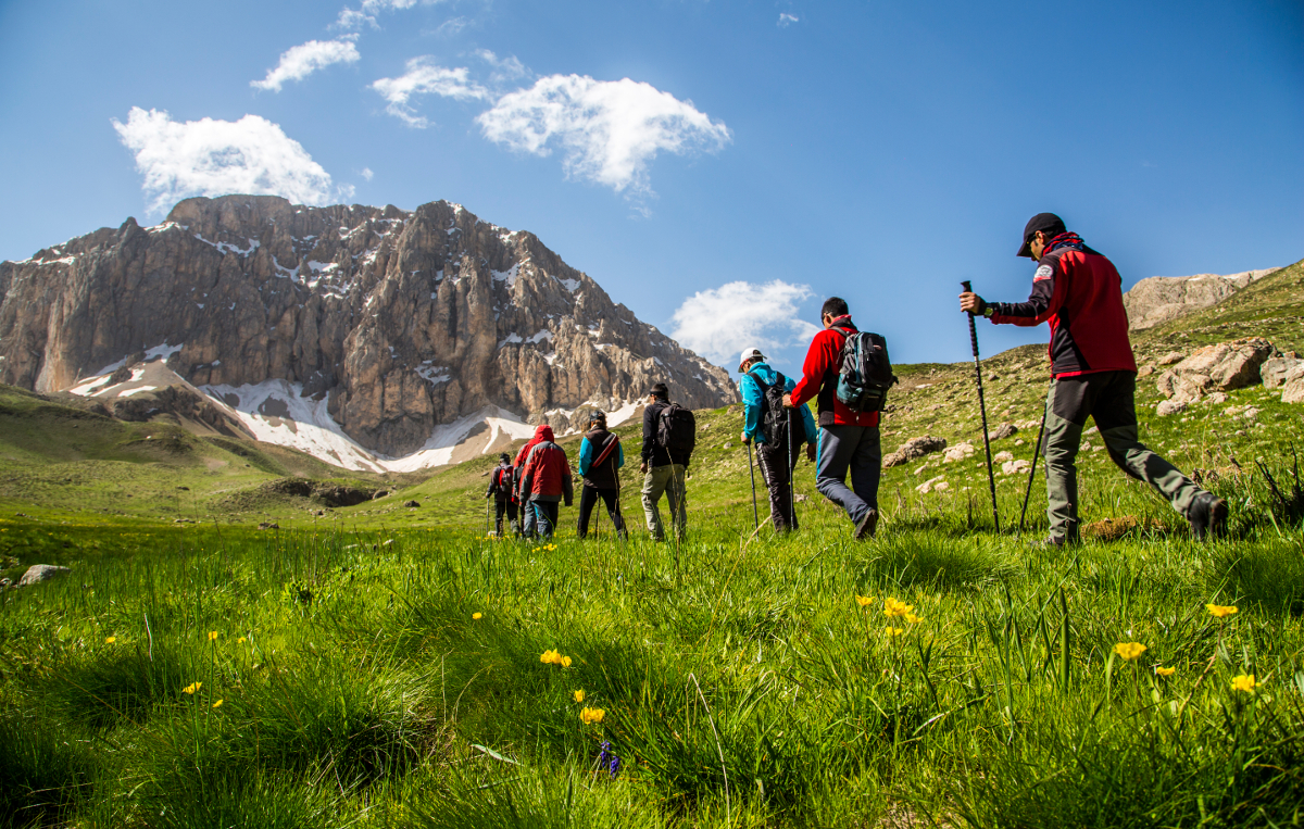 trekking